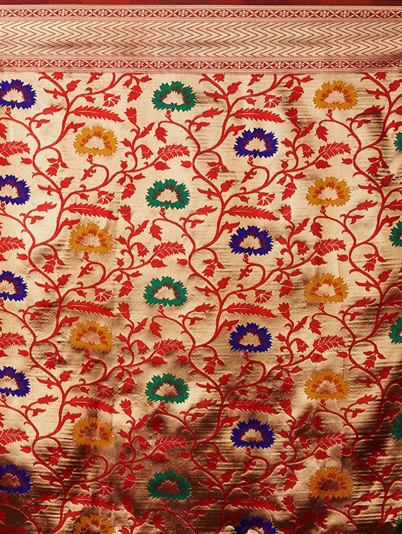 self design banarasi saree with blouse - 16954594 - Zoom Image - 4