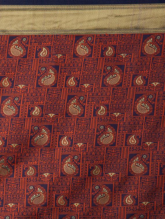 self design banarasi saree with blouse - 16954606 - Zoom Image - 4