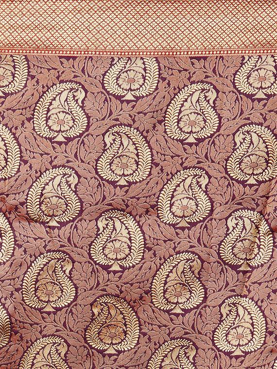 self design banarasi saree with blouse - 16954610 - Zoom Image - 4