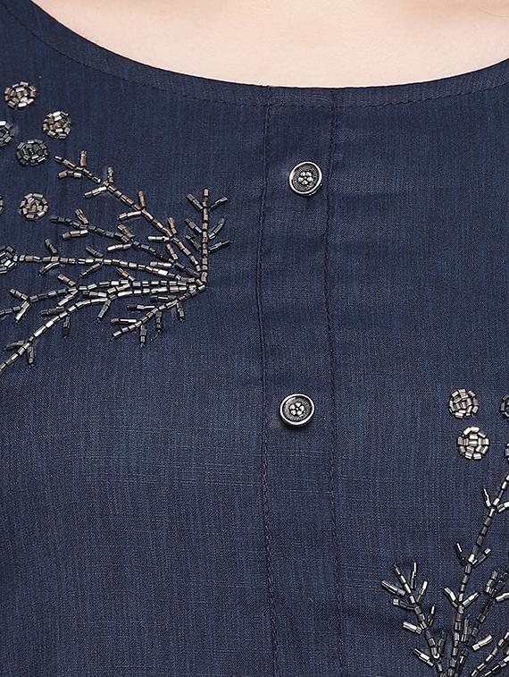 embellished straight kurta - 16954710 - Zoom Image - 4