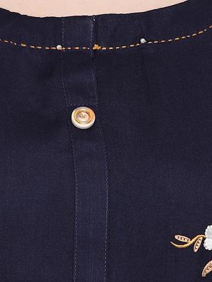 embroidered straight kurta - 16954728 - Standard Image - 4