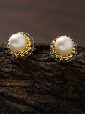 gold brass studs earring - 16955352 - Standard Image - 3