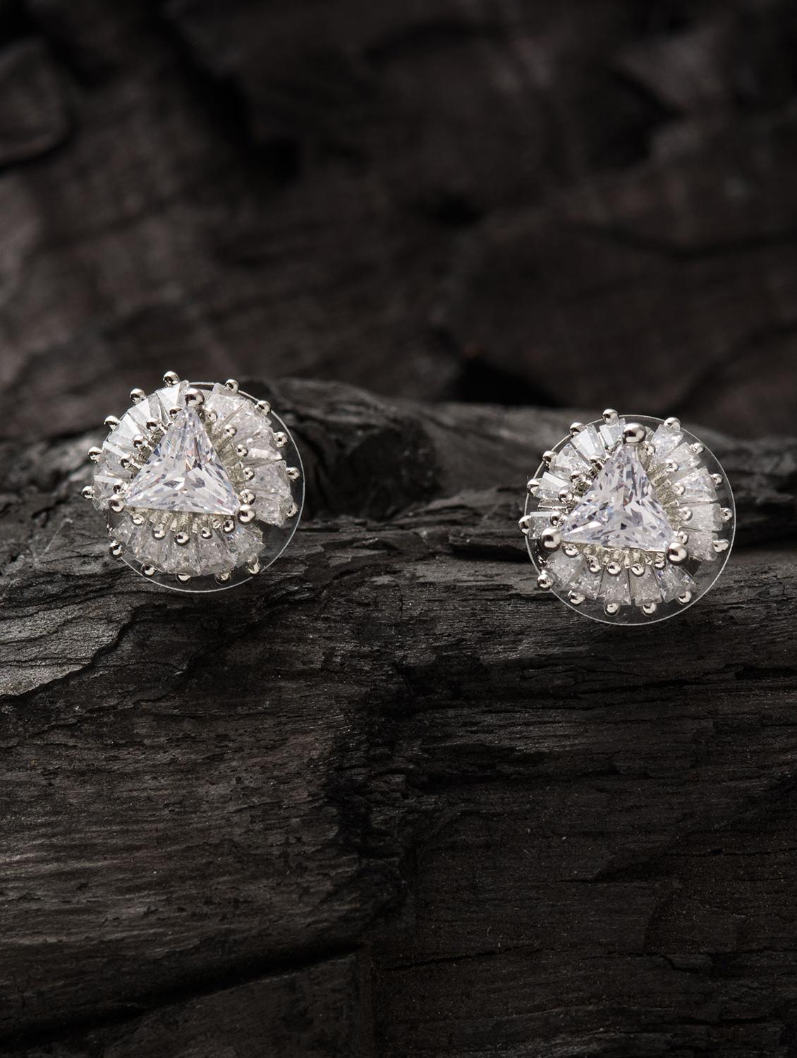 white brass studs earring - 16955363 - Zoom Image - 3