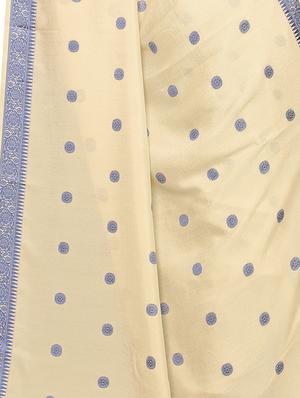 self design bordered saree with blouse - 16955992 - Standard Image - 3