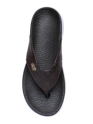brown toe separator slipper - 16956414 - Standard Image - 4