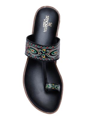 black one toe sandals - 16956421 - Standard Image - 4