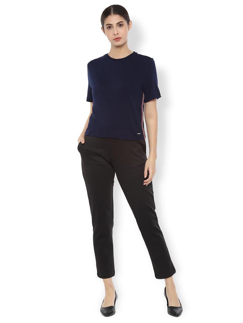 side seam tape round neck top - 16956778 - Zoom Image - 3