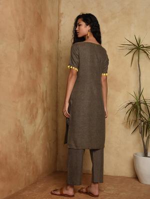 contrast solid straight kurta - 16957252 - Standard Image - 3