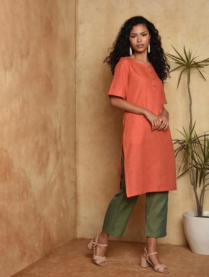 contrast solid straight kurta - 16957260 - Standard Image - 2
