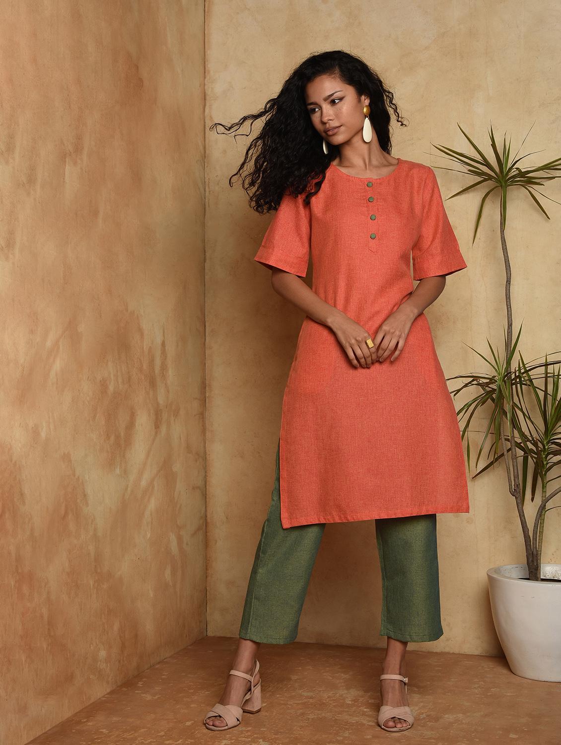 contrast solid straight kurta - 16957260 - Zoom Image - 1