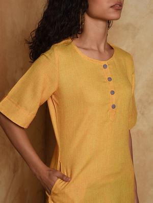 contrast solid straight kurta - 16957264 - Standard Image - 5