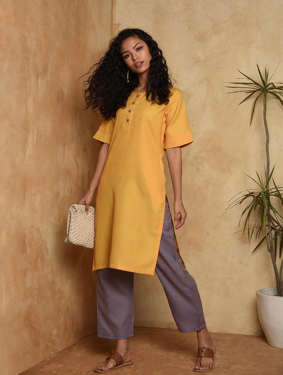 contrast solid straight kurta - 16957264 - Zoom Image - 1