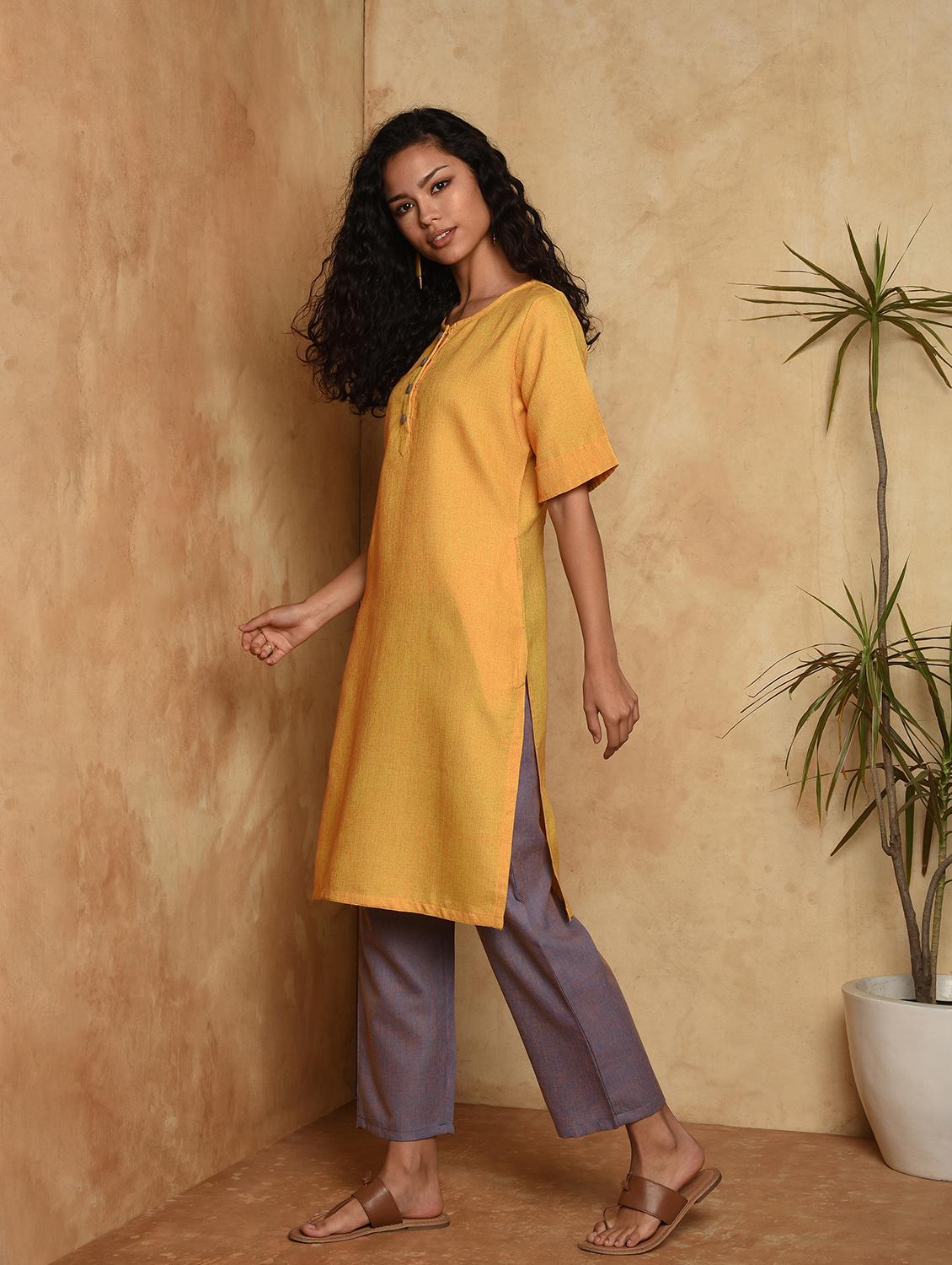 contrast solid straight kurta - 16957264 - Zoom Image - 3