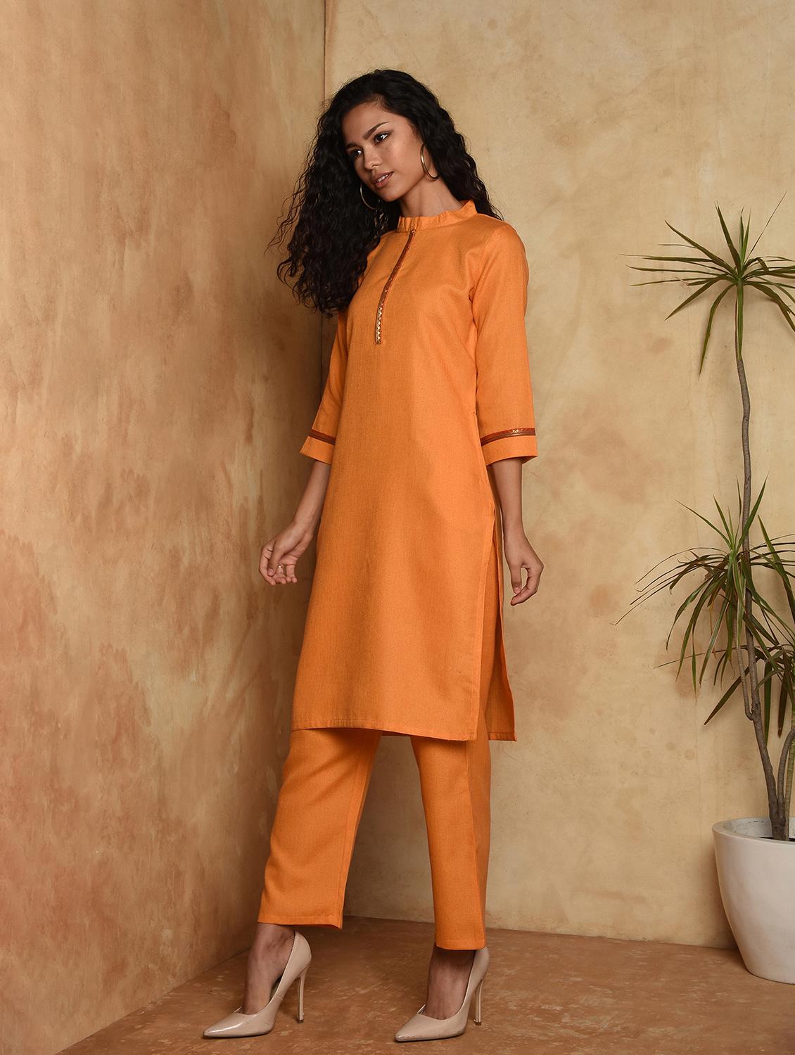 contrast solid straight kurta - 16957269 - Zoom Image - 1