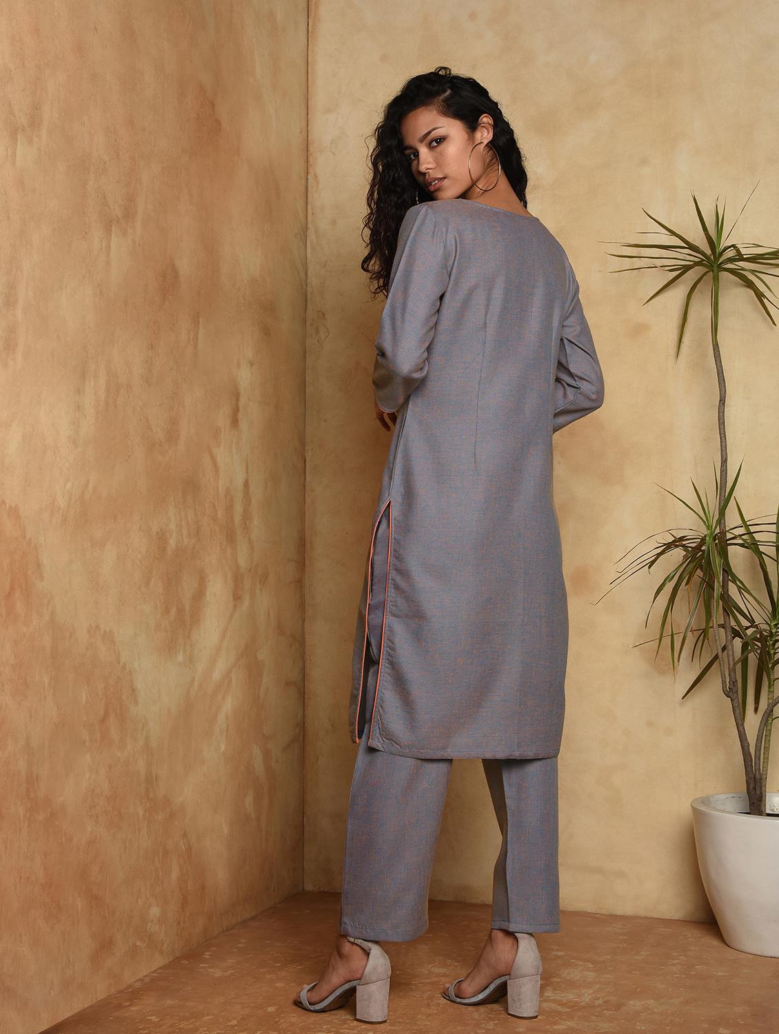 contrast solid straight kurta - 16957272 - Zoom Image - 4