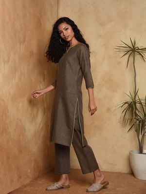 contrast solid straight kurta - 16957273 - Standard Image - 2