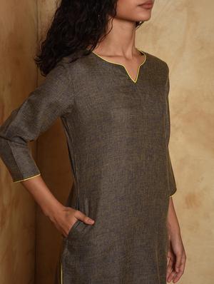 contrast solid straight kurta - 16957273 - Standard Image - 5