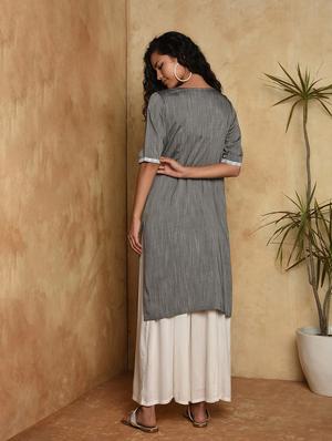 solid straight kurta - 16957279 - Standard Image - 4