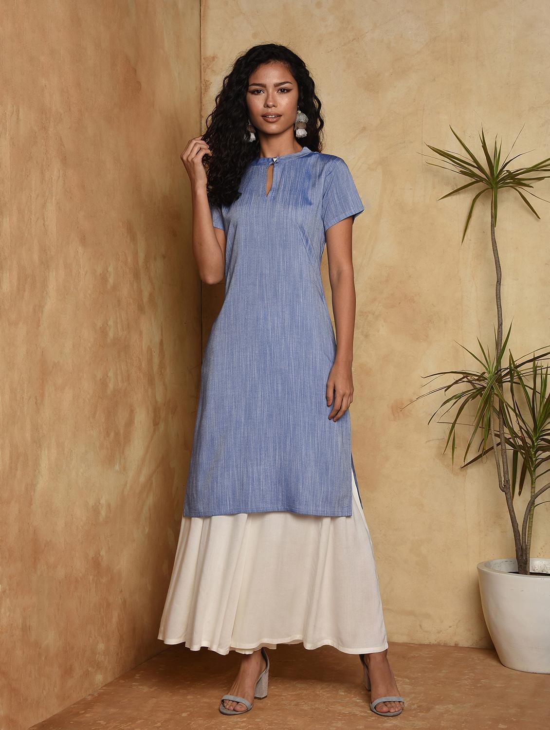 solid straight kurta - 16957286 - Zoom Image - 1