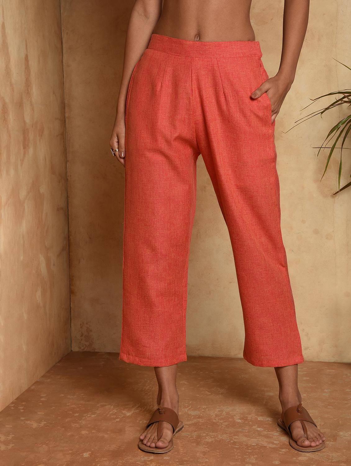 solid cropped tapered pant - 16957325 - Zoom Image - 3