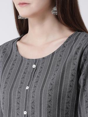 striped a-line kurta - 16957866 - Standard Image - 5