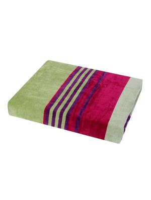 cotton soft towel with light weight and easy dryable - 16958019 - Standard Image - 3