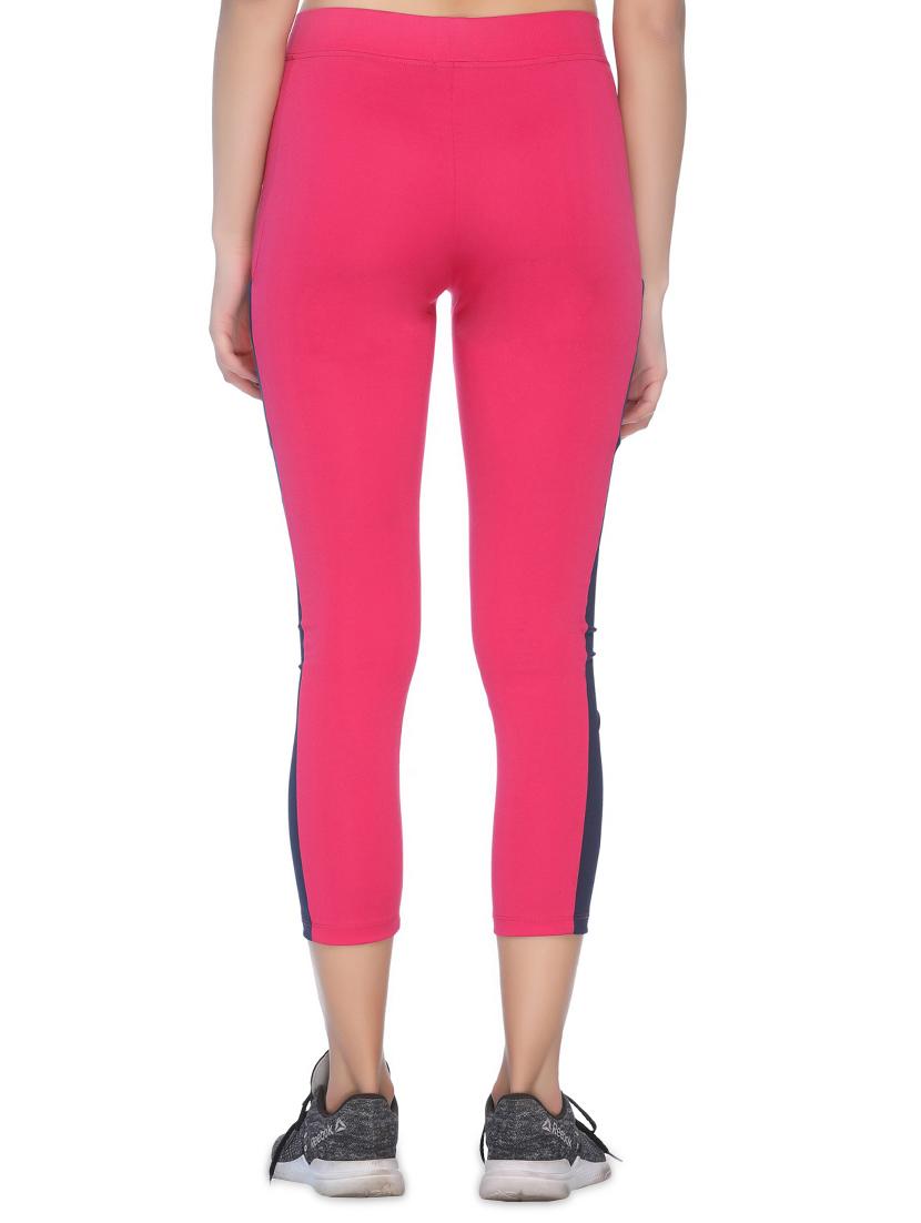 contrast detail mid rise sports capri - 16958128 - Zoom Image - 3