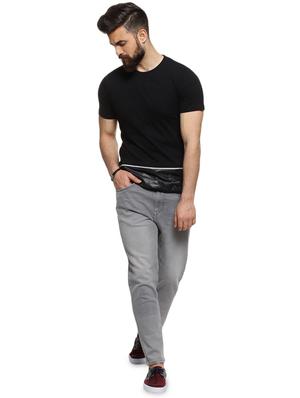 black solid t-shirt - 16958467 - Standard Image - 4