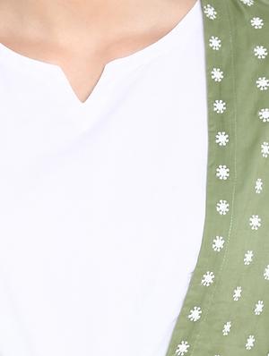 embroidered kurta with jacket kurta - 16958819 - Standard Image - 4