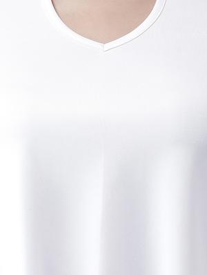 cut out detail high low top - 16960451 - Standard Image - 5