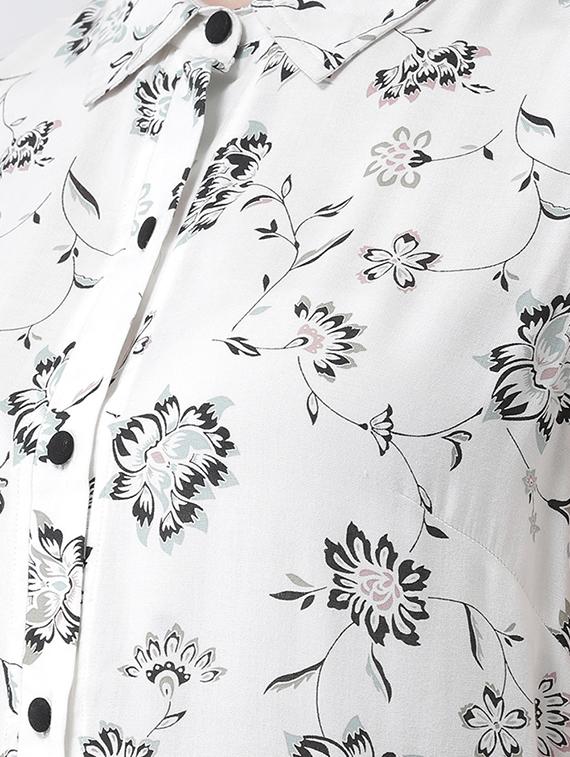front slit floral tunic - 16962748 - Zoom Image - 4