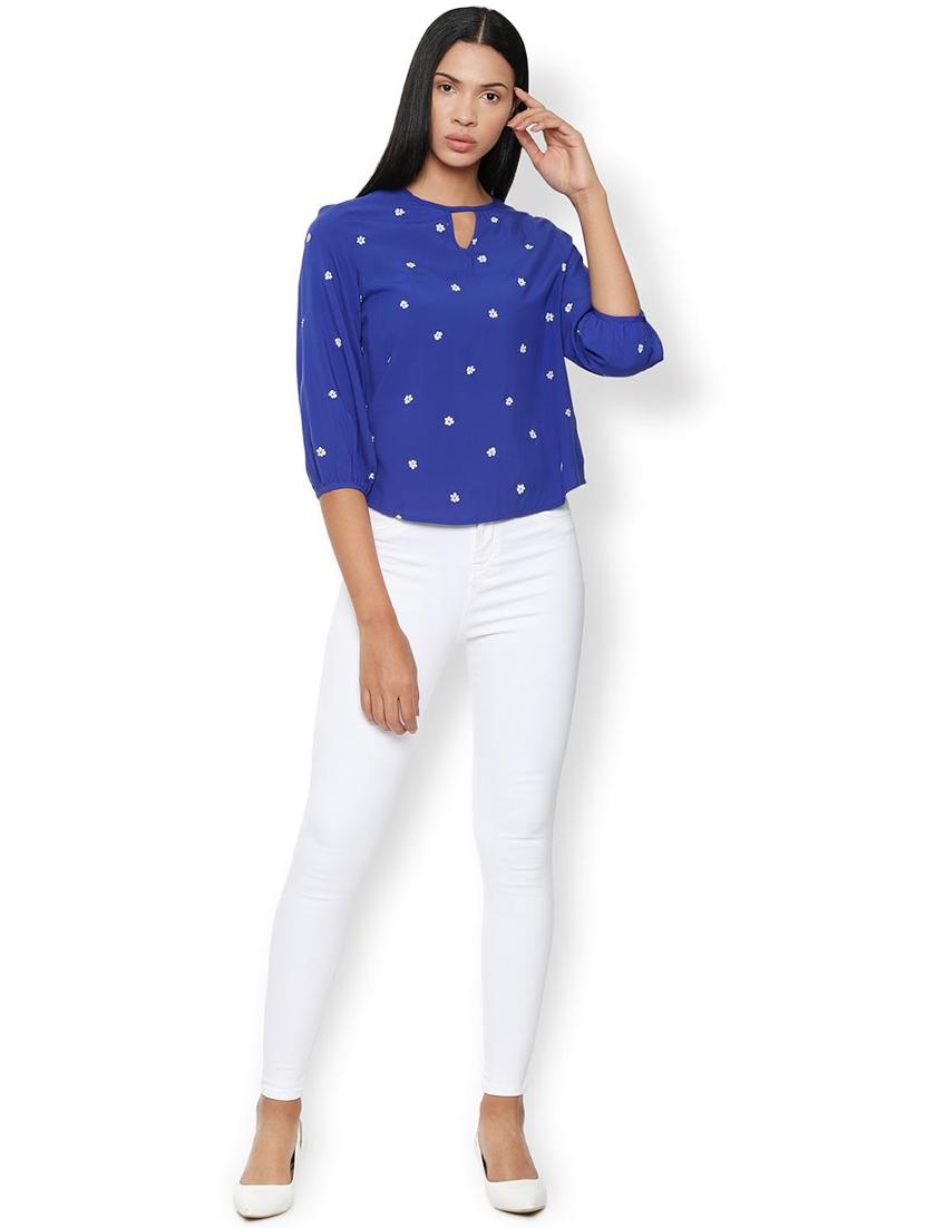 round neck ditsy floral top - 16963688 - Zoom Image - 3