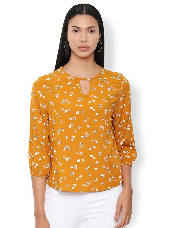 round neck floral top - 16963692 - Zoom Image - 1