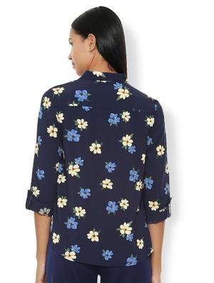 curved hem floral shirt - 16963741 - Standard Image - 2