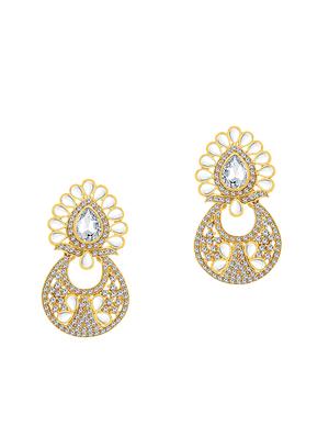 gold brass chandellier earring with mangtika - 16964394 - Standard Image - 3
