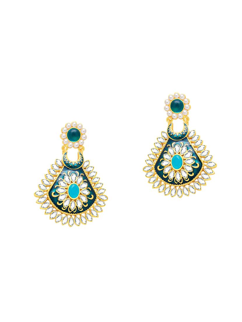 green brass chandellier earring - 16964415 - Zoom Image - 1