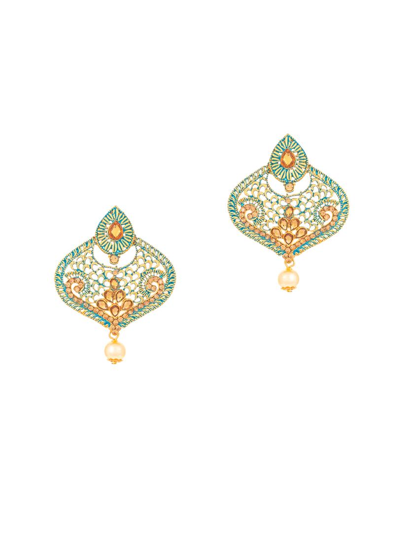 green brass chandellier earring maangtikka - 16964966 - Zoom Image - 3