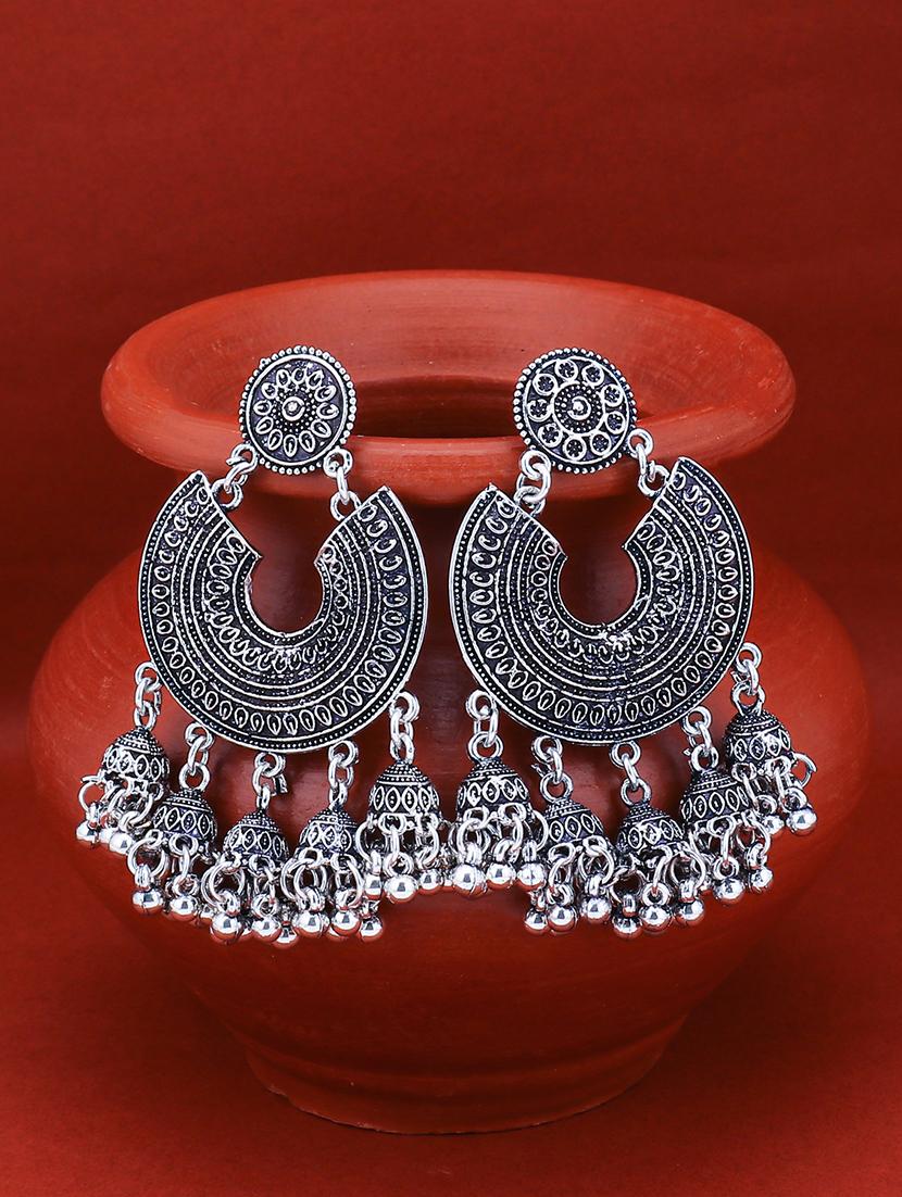 silver brass chandellier earring - 16965096 - Zoom Image - 3