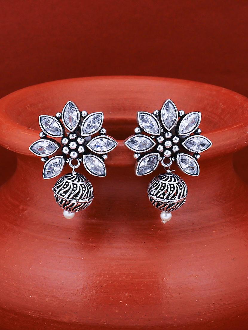 silver brass drop earring - 16965102 - Zoom Image - 3