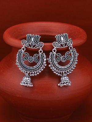 silver brass chandellier earring - 16965106 - Standard Image - 3