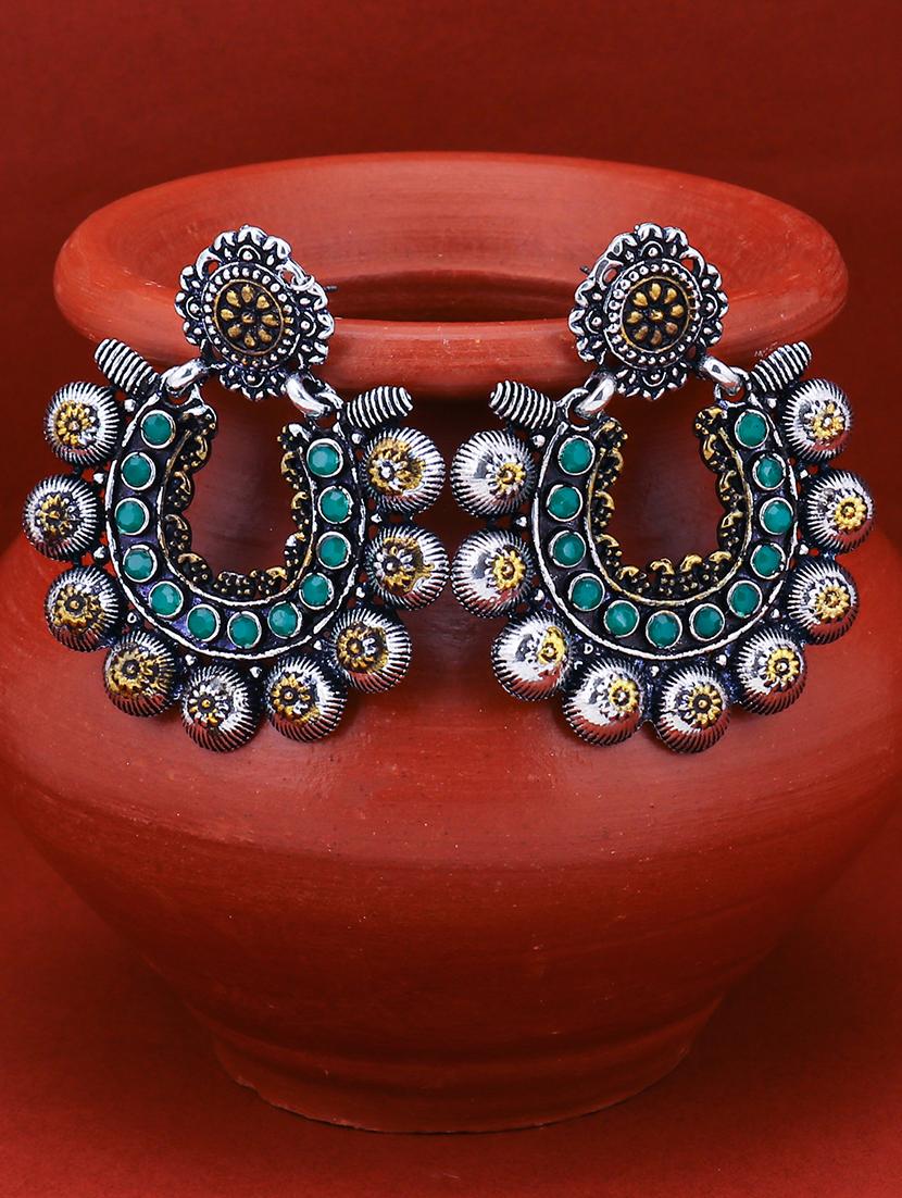green brass chandballi earring - 16965117 - Zoom Image - 3