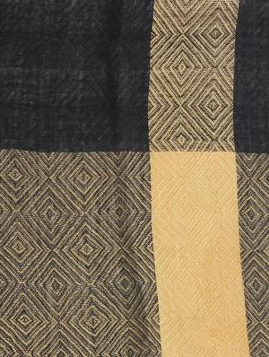 black viscose stole - 16966572 - Standard Image - 4