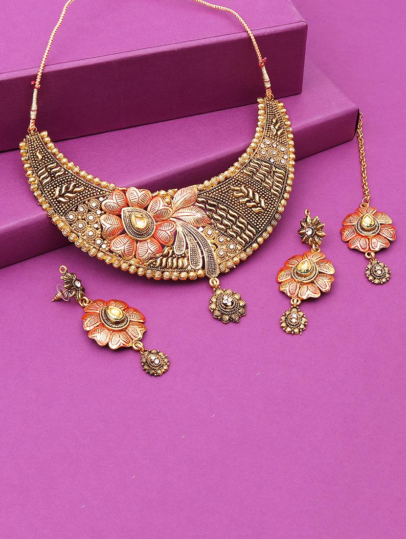 gold brass set & drop earrings - 16967600 - Zoom Image - 1