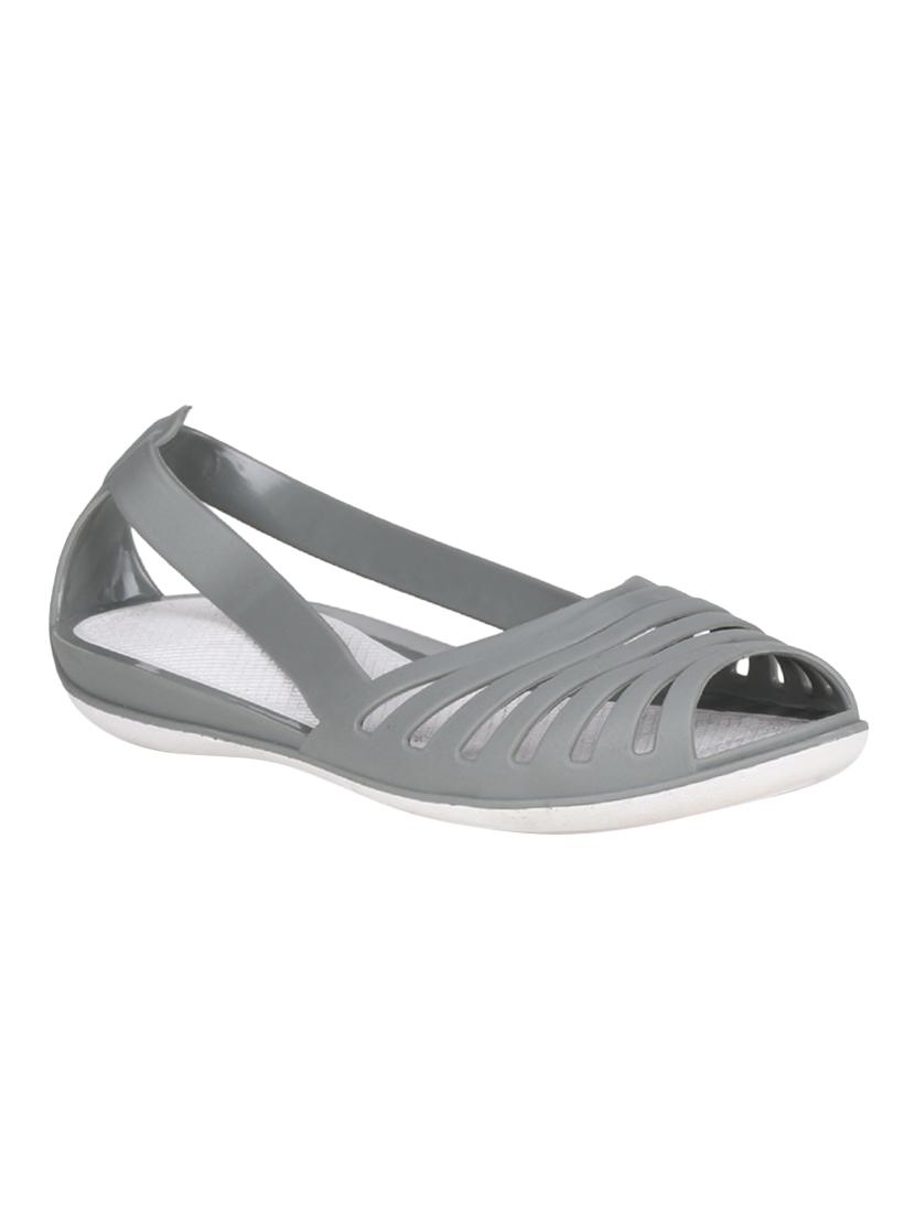 grey back strap sandals - 16968921 - Zoom Image - 1