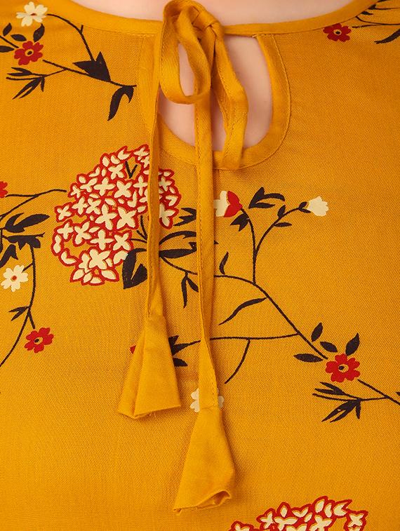 floral straight kurta - 16970661 - Zoom Image - 4