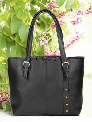 black leatherette (pu) regular handbag - 16970928 - Standard Image - 4