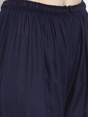 printed hem straight palazzo - 16971306 - Standard Image - 5