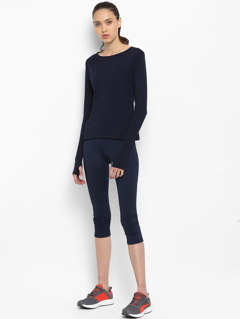 thumb hole sleeved boat neck tee - 16973417 - Zoom Image - 4