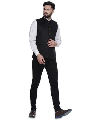 black solid velvet nehru jacket - 16973800 - Standard Image - 4