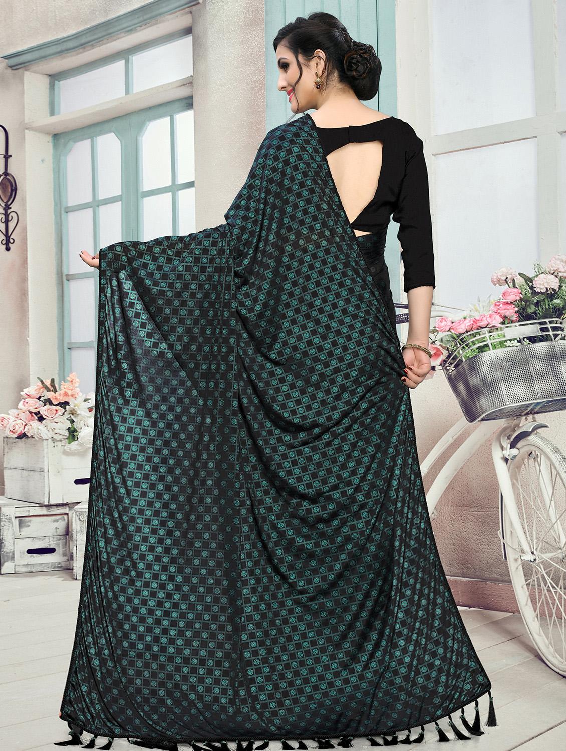 tassel detailed foil printed saree with blouse - 16977090 - Zoom Image - 2